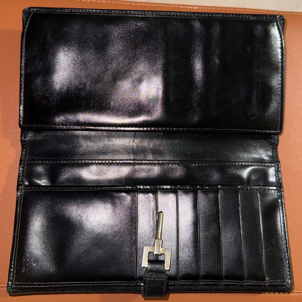 Gucci Microguccissima Jackie Piston Lock Authentic Leather Wallet in Black - Picture 6 of 14